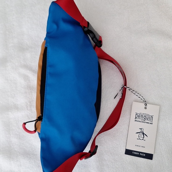 NEW Penguin Fanny Pack Belt Bag - Picture 3 of 6